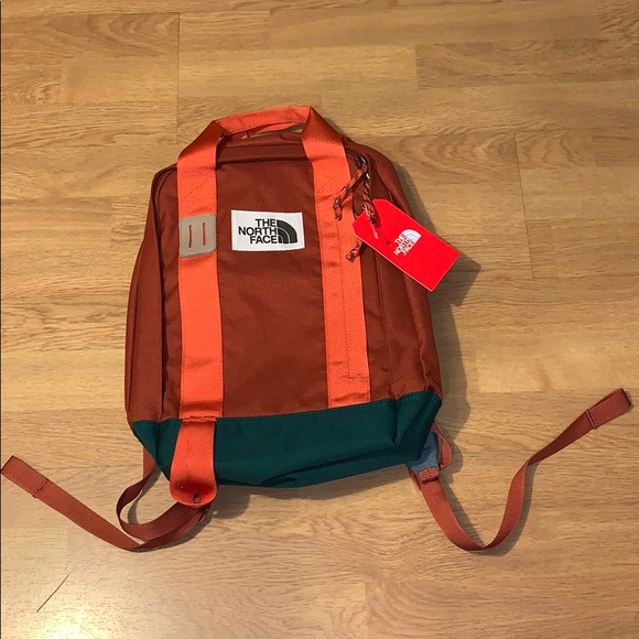 the north face tote pack in green